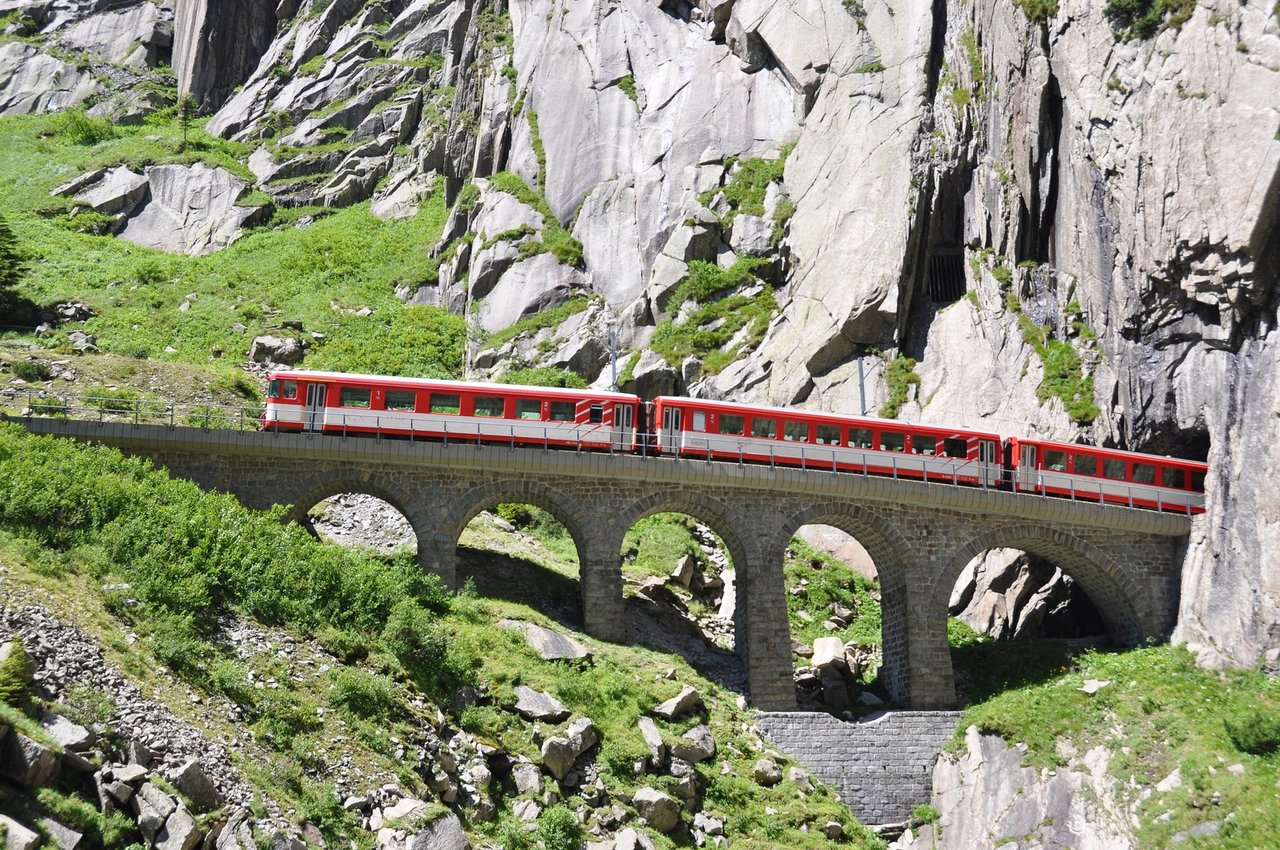 Esperienza ferroviaria svizzera