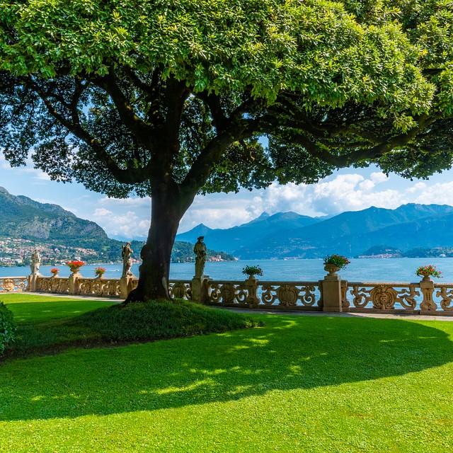Ville, attici, appartamenti con vista lago: Acquistare immobili in Ticino e a Lugano.