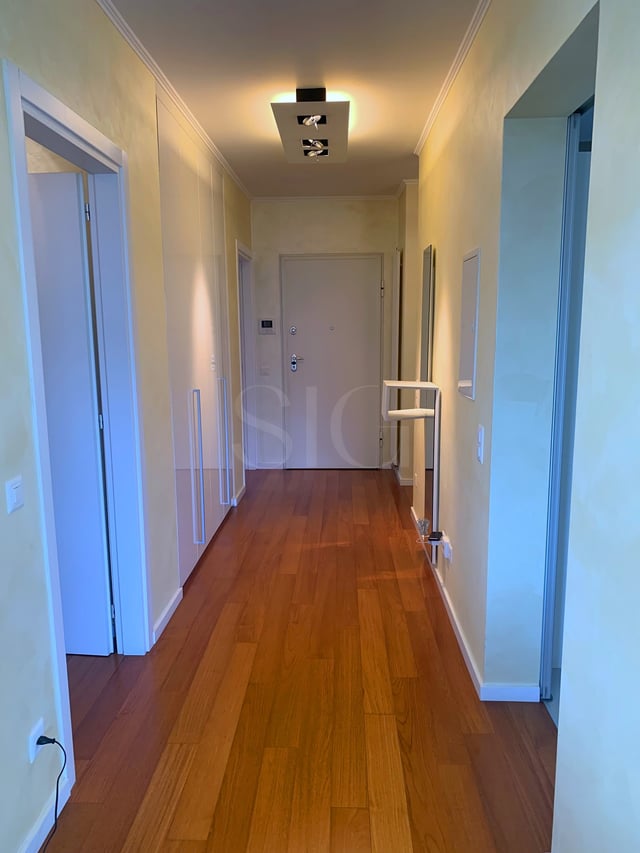 Lugano - Ampio Appartamento 3,5 locali vista lago