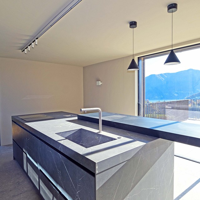 Muzzano - Villa moderna di Design con vista panoramica sui laghi