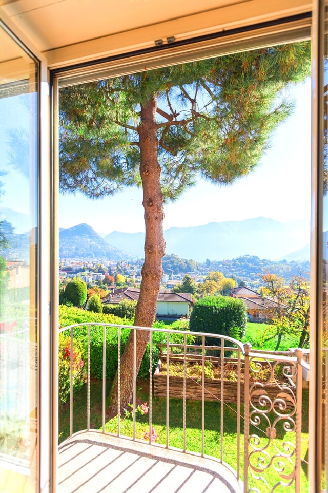 Breganzona - Stupenda villa con parco e piscina